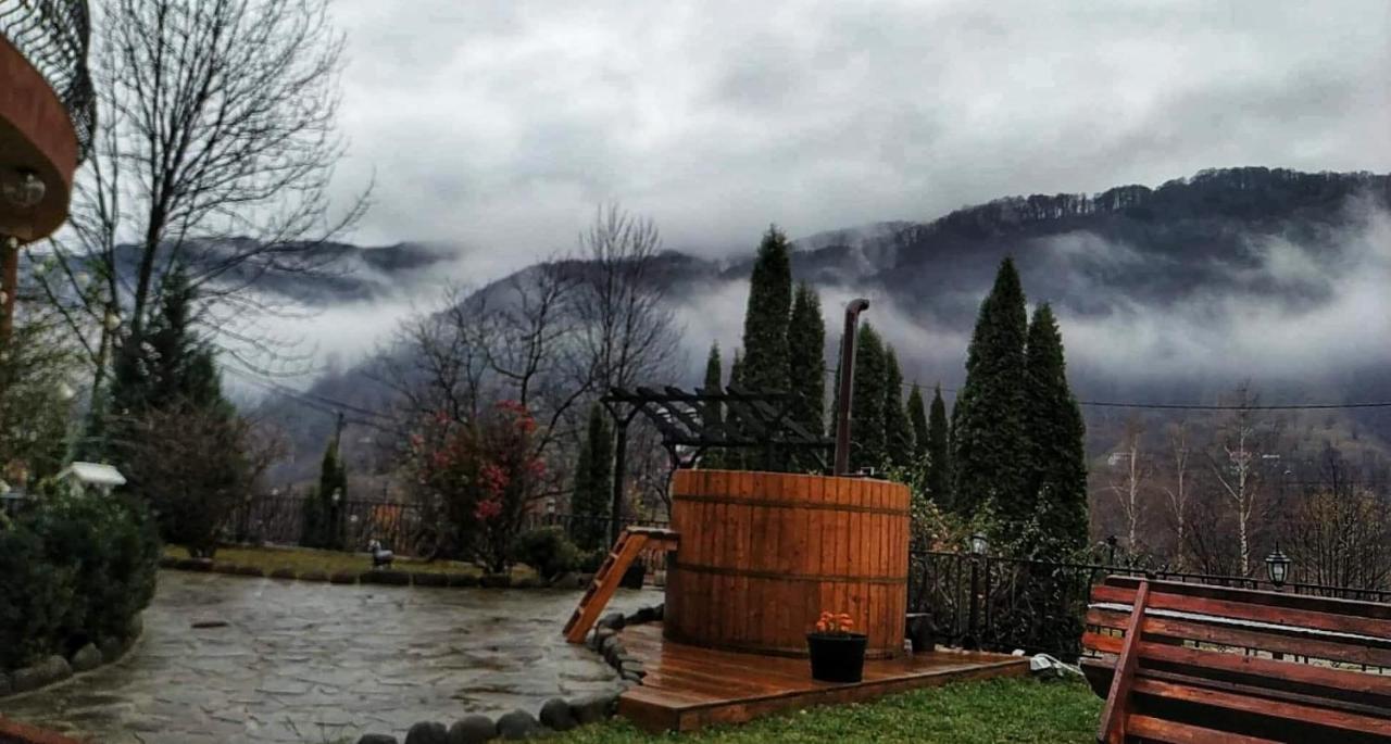 Un Colt De Rai Villa Lunca Jaristei Bagian luar foto